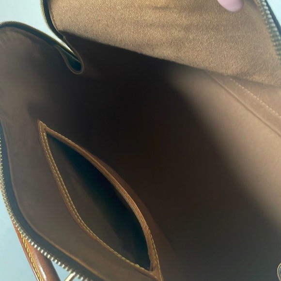 Authentic LOUIS VUITTON Alma Monogram Handbag - Picture 12 of 17